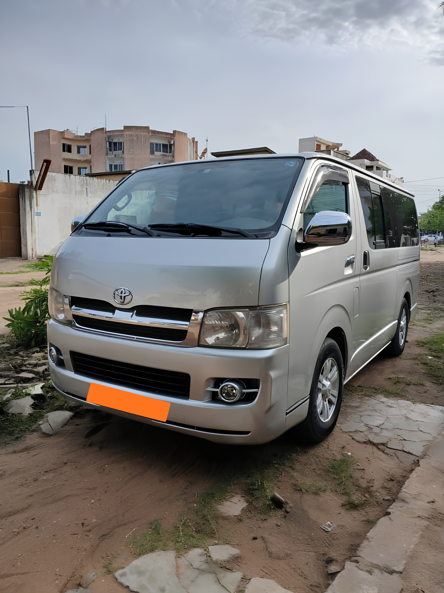 Toyota Hiace H200