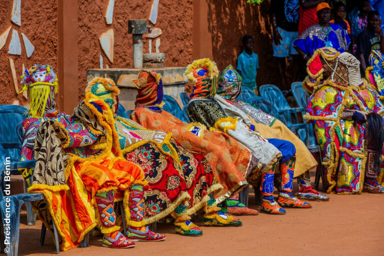 Image du festival des masques a porto