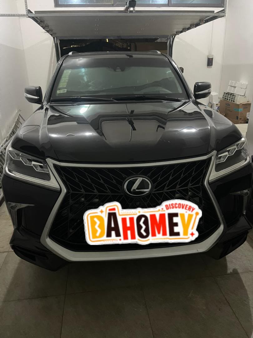 LEXUS LX570 ENTIEREMENT BLINDE