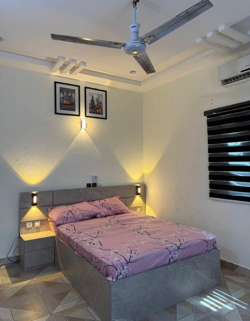 1 Chambre 1 salon